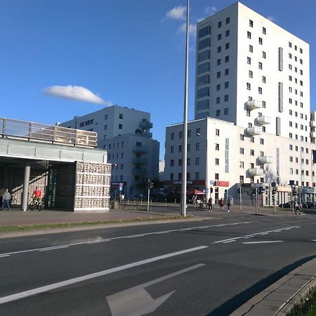 Apartamenty Metro Mlociny Varsavia Esterno foto